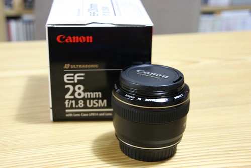 canon EF 28mm f/1.8 USM